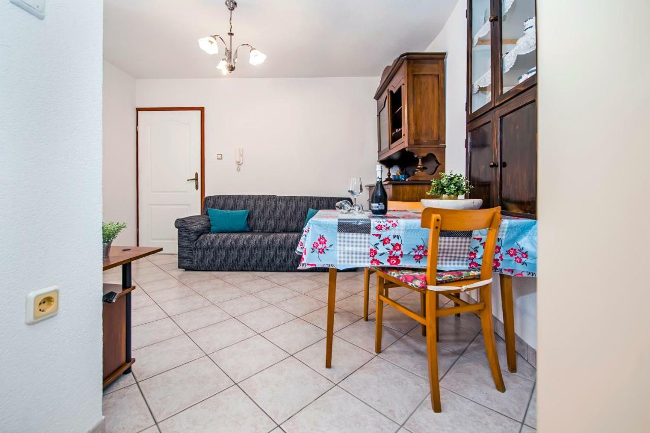 Guesthouse Ancient Stone Rovinj Exterior foto