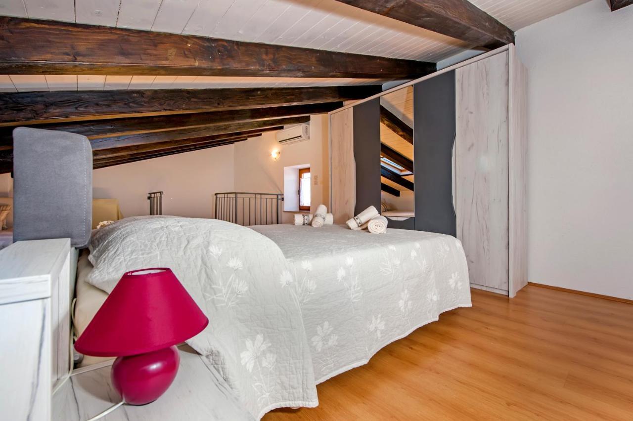 Guesthouse Ancient Stone Rovinj Exterior foto