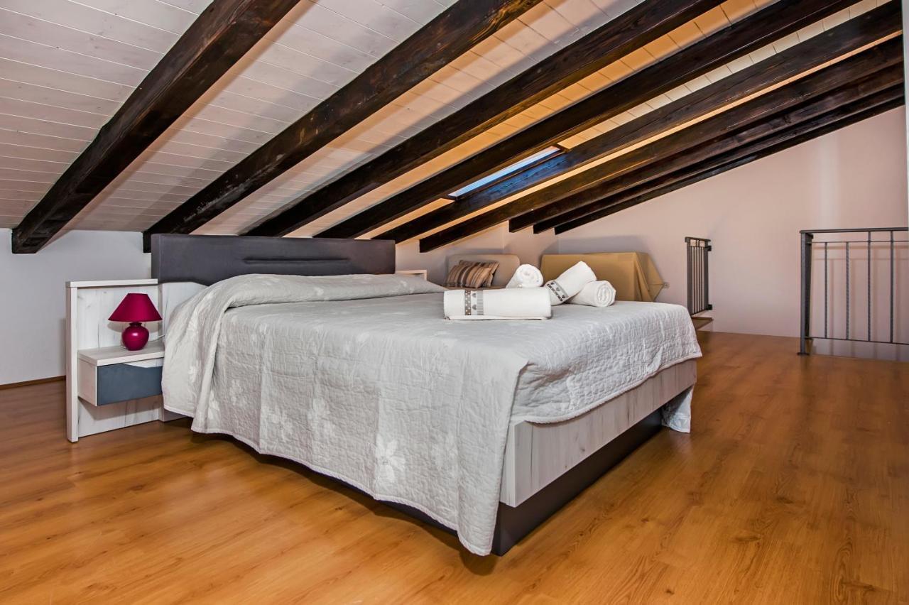 Guesthouse Ancient Stone Rovinj Exterior foto